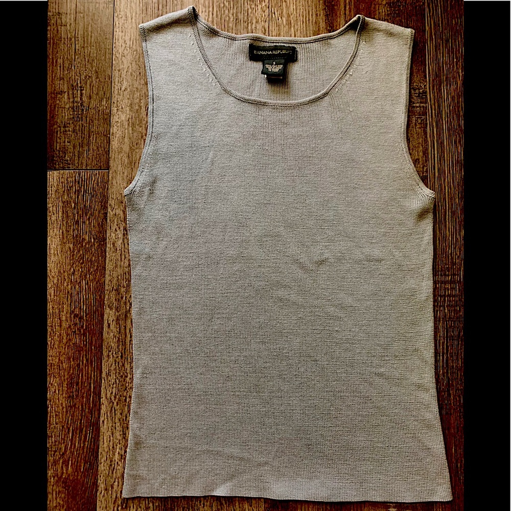 Banana Republic Silk Sleeveless Top Quiet Luxury Shirt Silver Gray Small S
